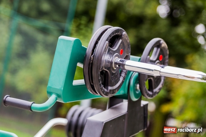 Zdjęcie w galerii na portalu naszraciborz.pl: Taka siłownia pod chmurką tylko w Raciborzu!  wiadomości z regionu