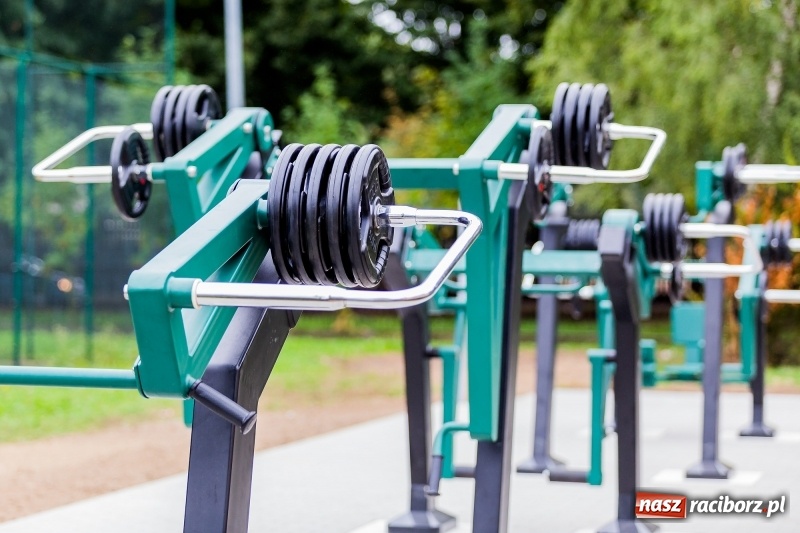 Zdjęcie w galerii na portalu naszraciborz.pl: Taka siłownia pod chmurką tylko w Raciborzu!  wiadomości z regionu