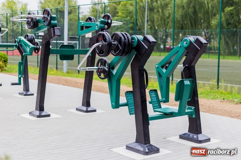 Zdjęcie w galerii na portalu naszraciborz.pl: Taka siłownia pod chmurką tylko w Raciborzu!  wiadomości z regionu