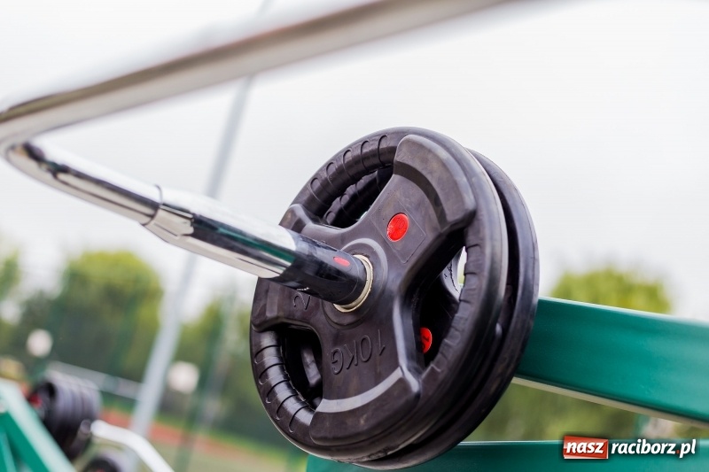 Zdjęcie w galerii na portalu naszraciborz.pl: Taka siłownia pod chmurką tylko w Raciborzu!  wiadomości z regionu