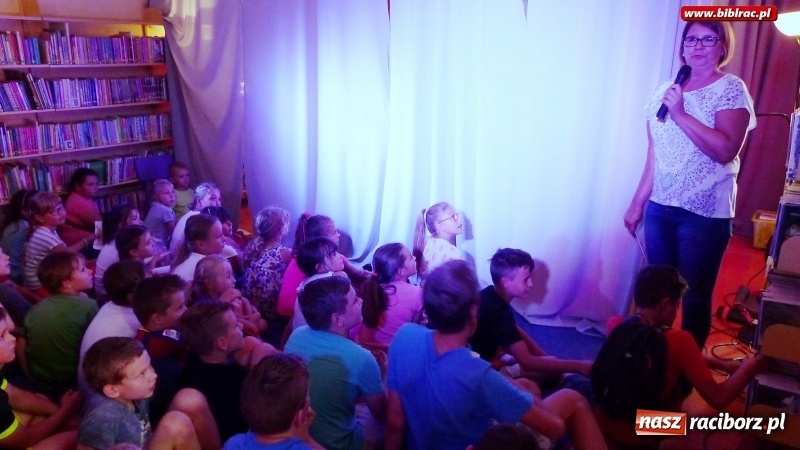 Zdjęcie w galerii na portalu naszraciborz.pl: Wielki finał wakacyjnych spotkań na co dzień i od święta w bibliotece wiadomości z regionu