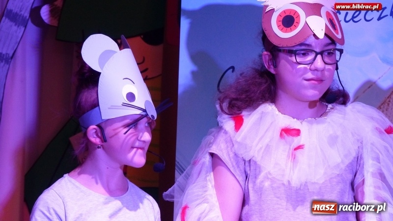 Zdjęcie w galerii na portalu naszraciborz.pl: Wielki finał wakacyjnych spotkań na co dzień i od święta w bibliotece wiadomości z regionu