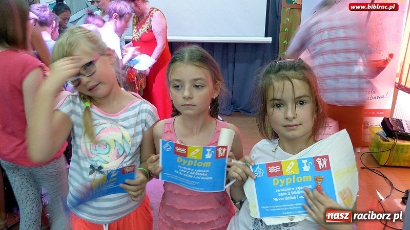 Zdjęcie w galerii na portalu naszraciborz.pl: Wielki finał wakacyjnych spotkań na co dzień i od święta w bibliotece wiadomości z regionu