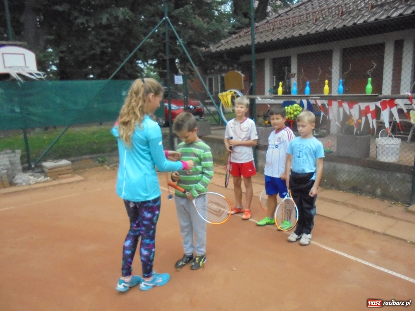 Zdjęcie w galerii na portalu naszraciborz.pl: Dzieci rywalizowały na korcie Rafako wiadomości z regionu
