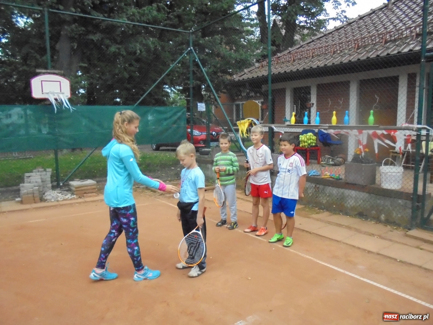 Zdjęcie w galerii na portalu naszraciborz.pl: Dzieci rywalizowały na korcie Rafako wiadomości z regionu