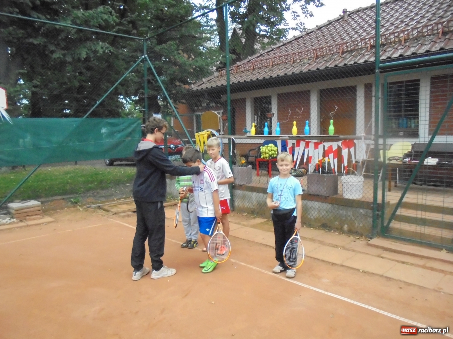 Zdjęcie w galerii na portalu naszraciborz.pl: Dzieci rywalizowały na korcie Rafako wiadomości z regionu