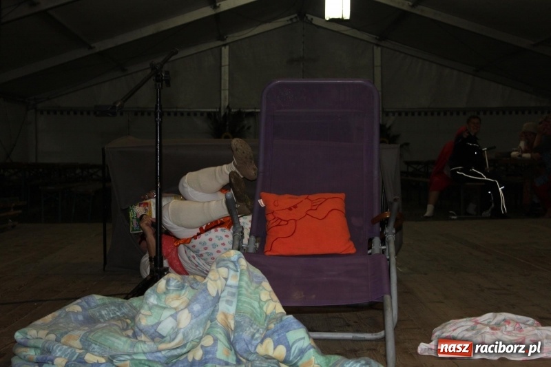 Zdjęcie w galerii na portalu naszraciborz.pl: Biesiada, tyjater i fire show na początek wojnowickich dożynek  wiadomości z regionu