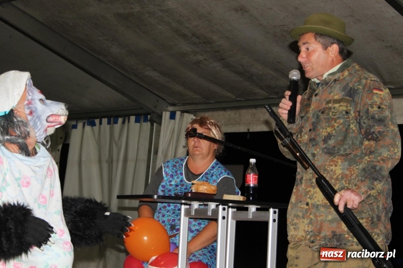 Zdjęcie w galerii na portalu naszraciborz.pl: Biesiada, tyjater i fire show na początek wojnowickich dożynek  wiadomości z regionu