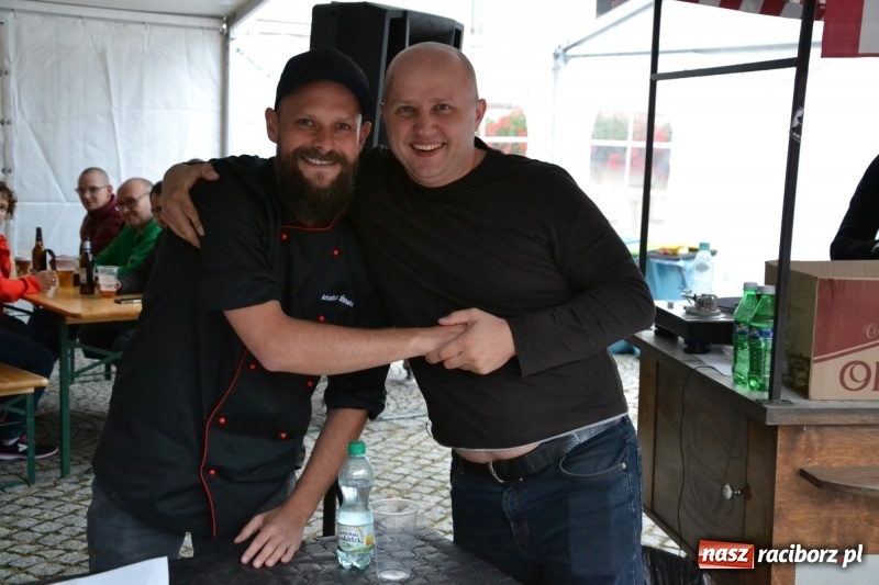 Zdjęcie w galerii na portalu naszraciborz.pl: Food trucki znów zajechały na raciborski zamek  wiadomości z regionu