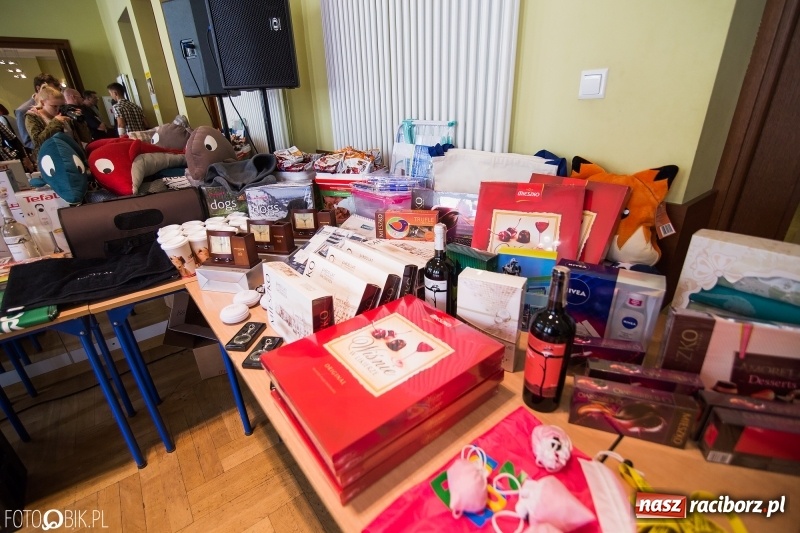 Zdjęcie w galerii na portalu naszraciborz.pl: Pojedynek na słowa w Raciborskim Centrum Kultury  wiadomości z regionu