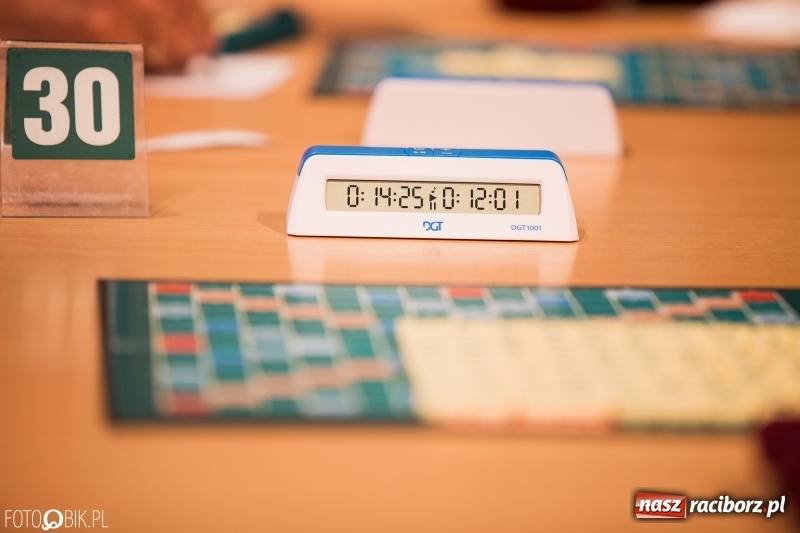 Zdjęcie w galerii na portalu naszraciborz.pl: Pojedynek na słowa w Raciborskim Centrum Kultury  wiadomości z regionu