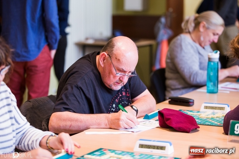 Zdjęcie w galerii na portalu naszraciborz.pl: Pojedynek na słowa w Raciborskim Centrum Kultury  wiadomości z regionu