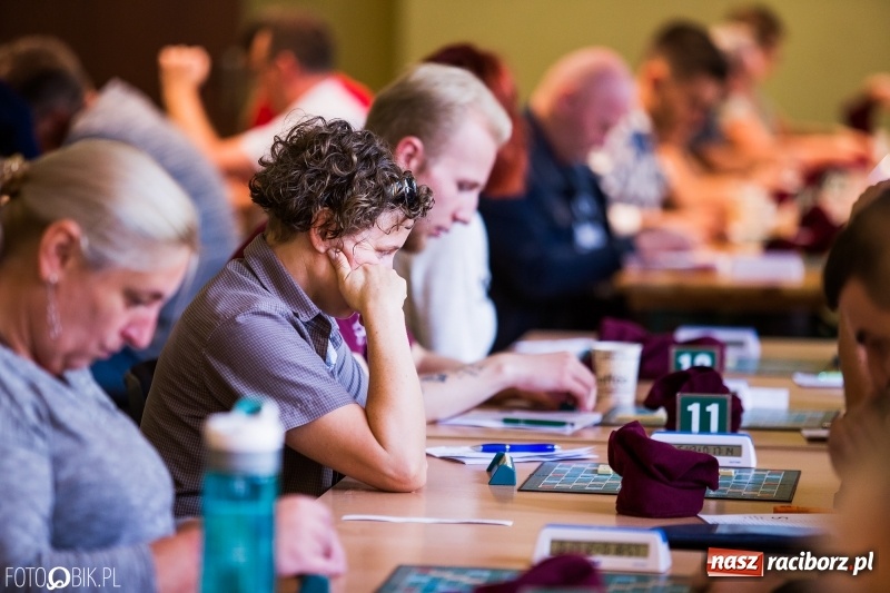 Zdjęcie w galerii na portalu naszraciborz.pl: Pojedynek na słowa w Raciborskim Centrum Kultury  wiadomości z regionu