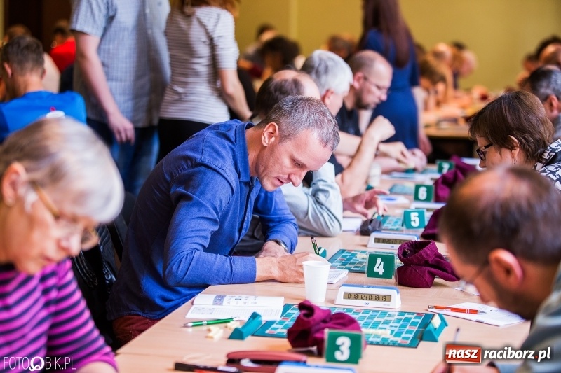 Zdjęcie w galerii na portalu naszraciborz.pl: Pojedynek na słowa w Raciborskim Centrum Kultury  wiadomości z regionu