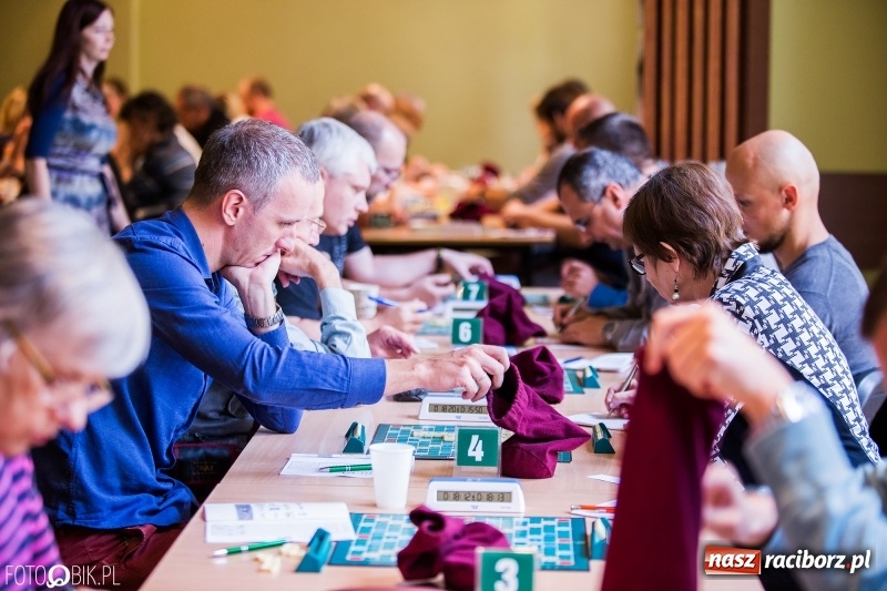 Zdjęcie w galerii na portalu naszraciborz.pl: Pojedynek na słowa w Raciborskim Centrum Kultury  wiadomości z regionu