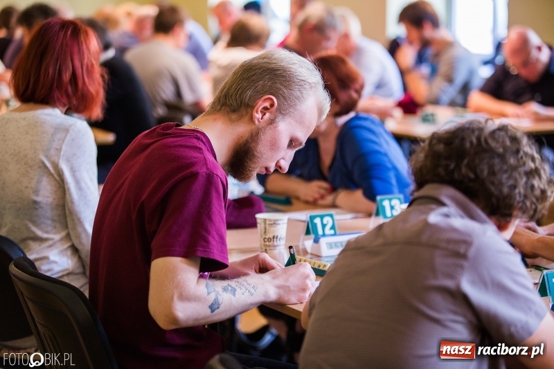 Zdjęcie w galerii na portalu naszraciborz.pl: Pojedynek na słowa w Raciborskim Centrum Kultury  wiadomości z regionu