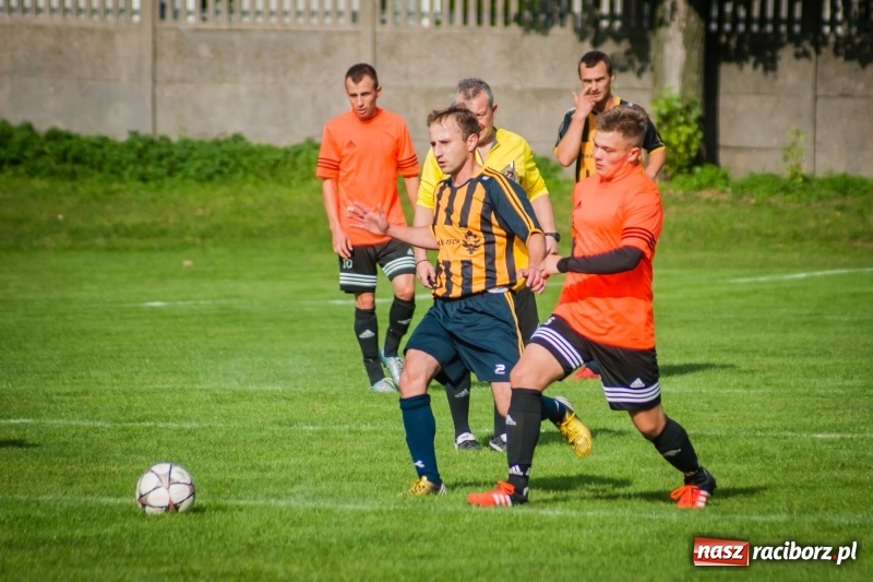 Zdjęcie w galerii na portalu naszraciborz.pl: Wymęczone zwycięstwo Studziennej w starciu z rezerwami Dębu Gaszowice wiadomości z regionu