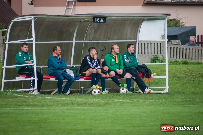 Zdjęcie w galerii na portalu naszraciborz.pl: Wymęczone zwycięstwo Studziennej w starciu z rezerwami Dębu Gaszowice wiadomości z regionu