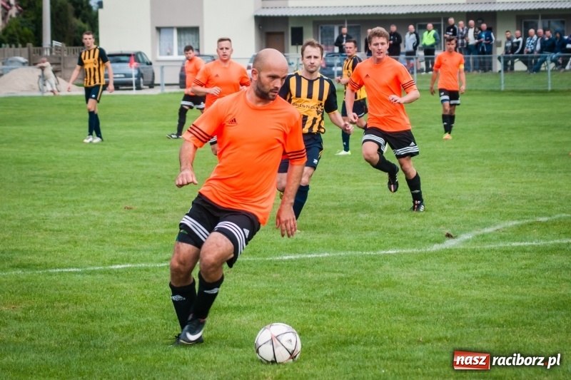 Zdjęcie w galerii na portalu naszraciborz.pl: Wymęczone zwycięstwo Studziennej w starciu z rezerwami Dębu Gaszowice wiadomości z regionu