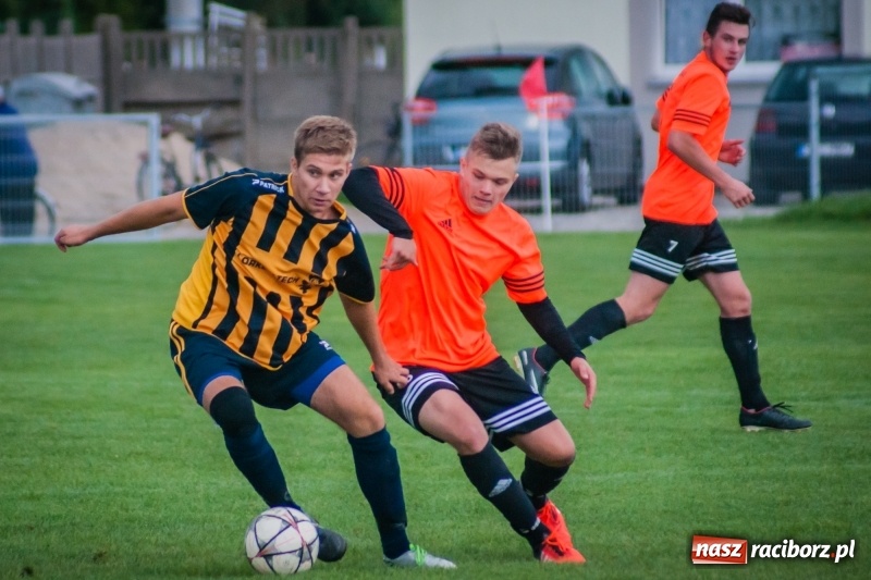 Zdjęcie w galerii na portalu naszraciborz.pl: Wymęczone zwycięstwo Studziennej w starciu z rezerwami Dębu Gaszowice wiadomości z regionu