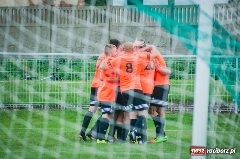 Zdjęcie w galerii na portalu naszraciborz.pl: Wymęczone zwycięstwo Studziennej w starciu z rezerwami Dębu Gaszowice wiadomości z regionu