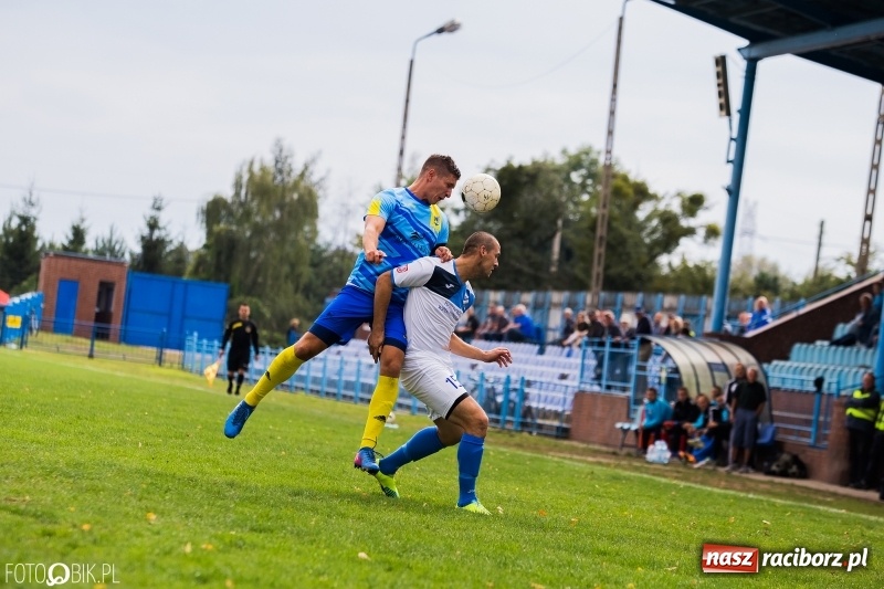 Zdjęcie w galerii na portalu naszraciborz.pl: Unia Racibórz podzieliła się punktami z Kuźnią Ustroń wiadomości z regionu