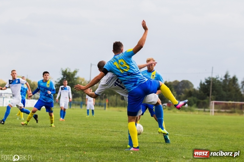 Zdjęcie w galerii na portalu naszraciborz.pl: Unia Racibórz podzieliła się punktami z Kuźnią Ustroń wiadomości z regionu