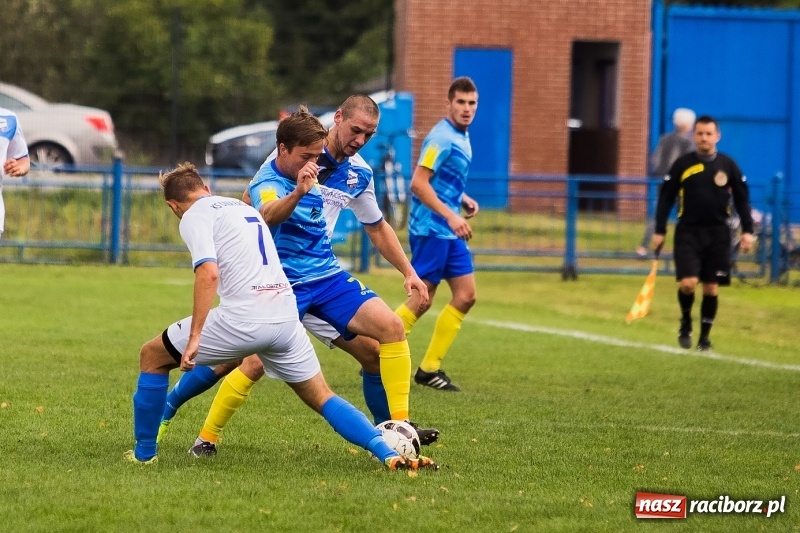 Zdjęcie w galerii na portalu naszraciborz.pl: Unia Racibórz podzieliła się punktami z Kuźnią Ustroń wiadomości z regionu