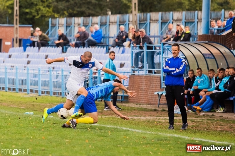 Zdjęcie w galerii na portalu naszraciborz.pl: Unia Racibórz podzieliła się punktami z Kuźnią Ustroń wiadomości z regionu