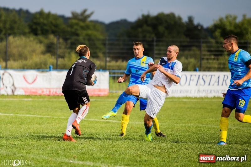 Zdjęcie w galerii na portalu naszraciborz.pl: Unia Racibórz podzieliła się punktami z Kuźnią Ustroń wiadomości z regionu
