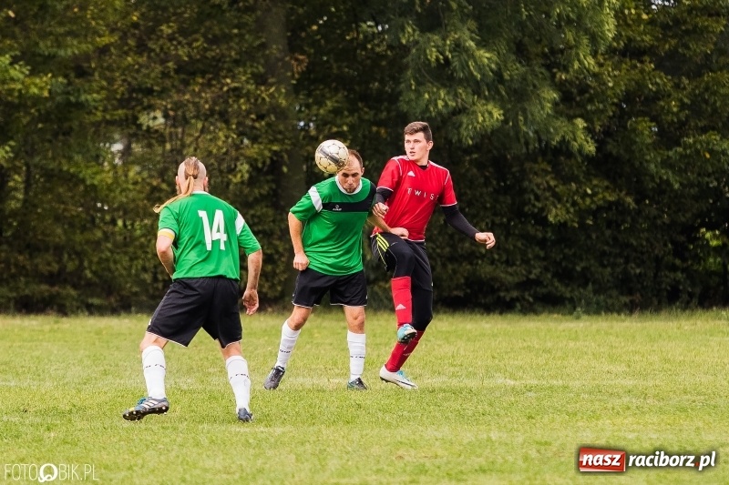 Zdjęcie w galerii na portalu naszraciborz.pl: Udana inauguracja Wichru Płonia w C klasie wiadomości z regionu