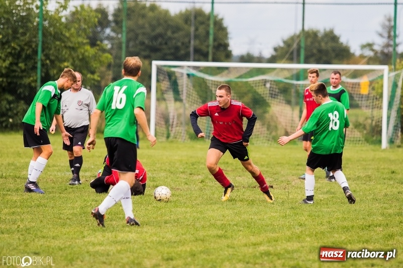 Zdjęcie w galerii na portalu naszraciborz.pl: Udana inauguracja Wichru Płonia w C klasie wiadomości z regionu