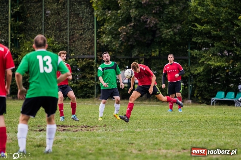 Zdjęcie w galerii na portalu naszraciborz.pl: Udana inauguracja Wichru Płonia w C klasie wiadomości z regionu