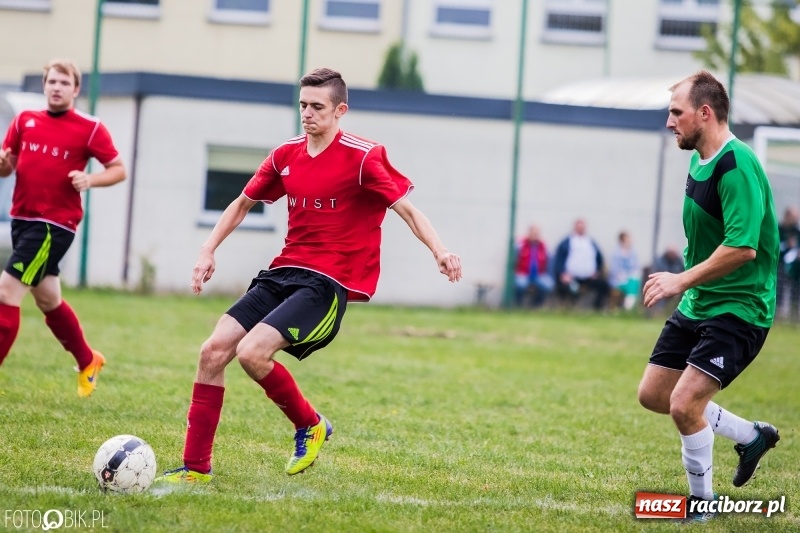 Zdjęcie w galerii na portalu naszraciborz.pl: Udana inauguracja Wichru Płonia w C klasie wiadomości z regionu