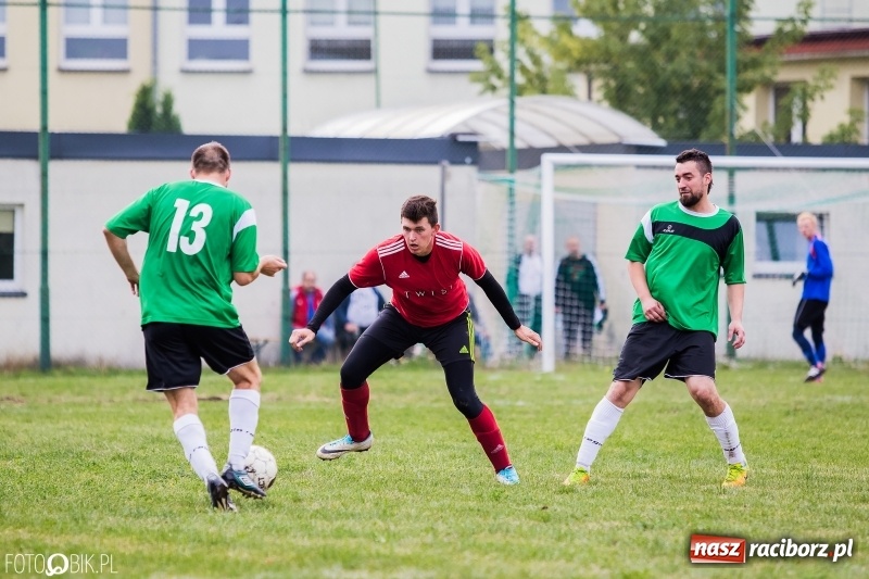 Zdjęcie w galerii na portalu naszraciborz.pl: Udana inauguracja Wichru Płonia w C klasie wiadomości z regionu