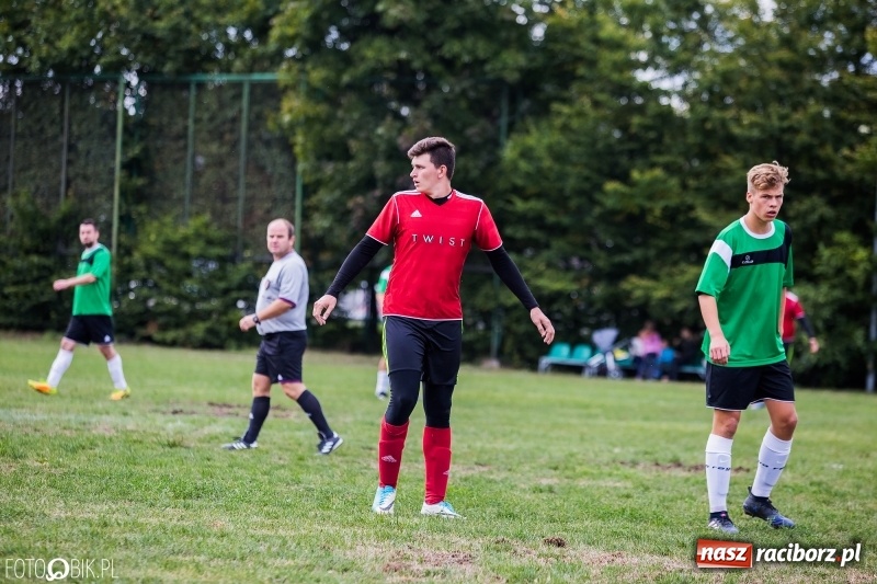 Zdjęcie w galerii na portalu naszraciborz.pl: Udana inauguracja Wichru Płonia w C klasie wiadomości z regionu