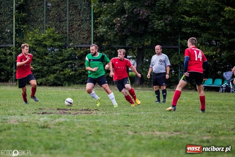 Zdjęcie w galerii na portalu naszraciborz.pl: Udana inauguracja Wichru Płonia w C klasie wiadomości z regionu