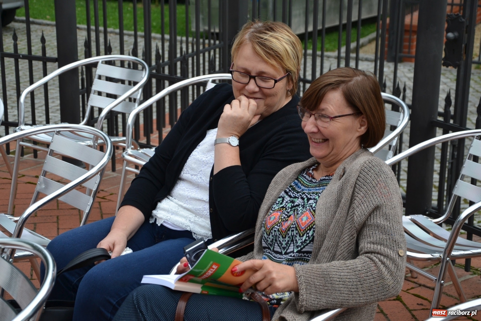 Zdjęcie w galerii na portalu naszraciborz.pl: Narodowe Czytanie na Zamku Piastowskim wiadomości z regionu