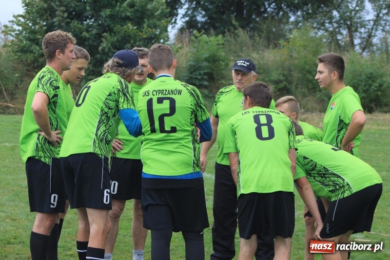 Zdjęcie w galerii na portalu naszraciborz.pl: Wojnowice i Cyprzanów Mistrzami Polski w Piłce Palantowej 2017 wiadomości z regionu