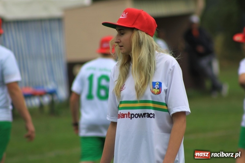 Zdjęcie w galerii na portalu naszraciborz.pl: Wojnowice i Cyprzanów Mistrzami Polski w Piłce Palantowej 2017 wiadomości z regionu