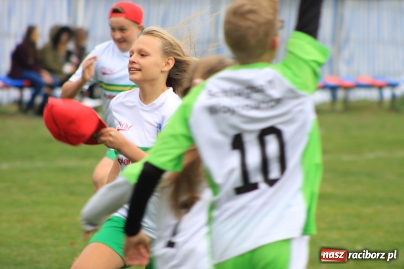 Zdjęcie w galerii na portalu naszraciborz.pl: Wojnowice i Cyprzanów Mistrzami Polski w Piłce Palantowej 2017 wiadomości z regionu