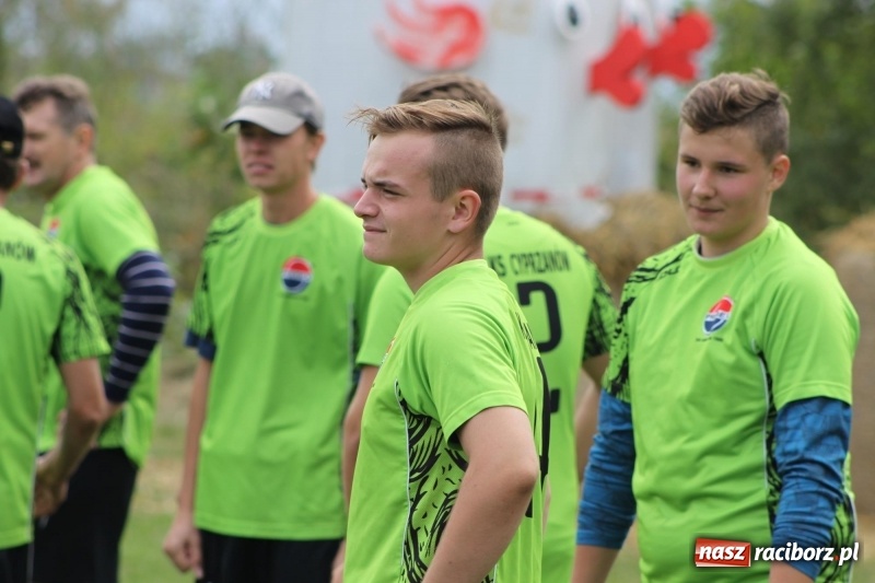 Zdjęcie w galerii na portalu naszraciborz.pl: Wojnowice i Cyprzanów Mistrzami Polski w Piłce Palantowej 2017 wiadomości z regionu