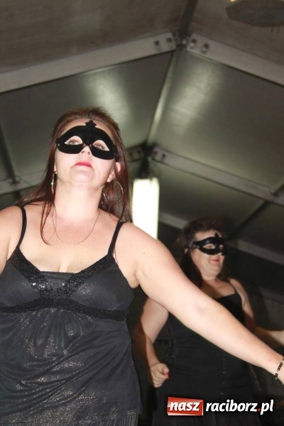 Zdjęcie w galerii na portalu naszraciborz.pl: Roztańczony drugi wieczór dożynkowy w Wojnowicach wiadomości z regionu