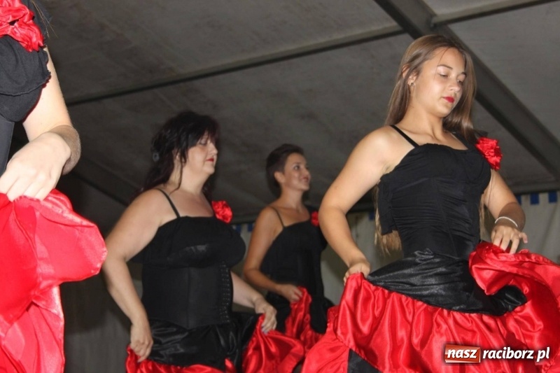 Zdjęcie w galerii na portalu naszraciborz.pl: Roztańczony drugi wieczór dożynkowy w Wojnowicach wiadomości z regionu