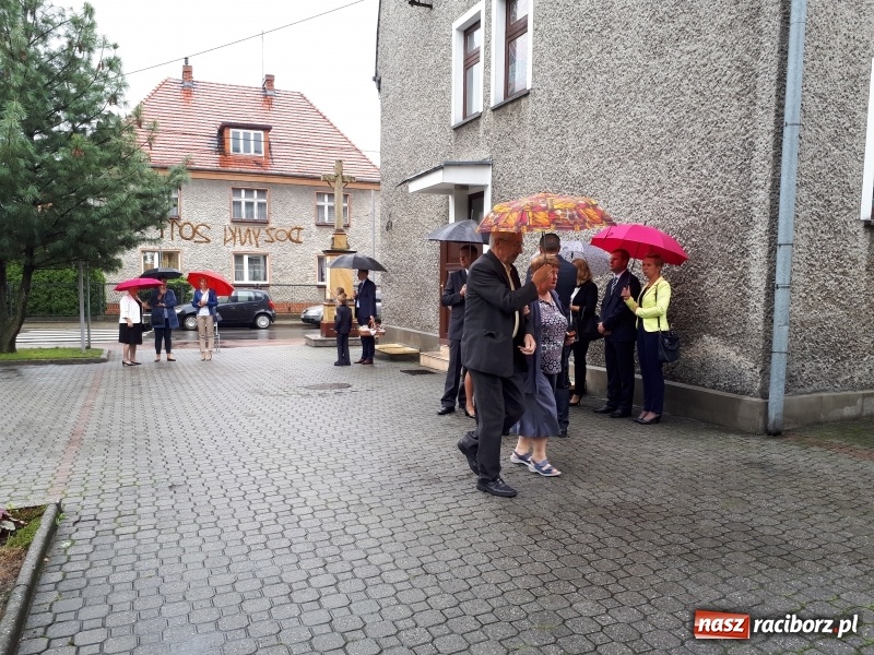 Zdjęcie w galerii na portalu naszraciborz.pl: Chleb darem Boga dla ludzi. Dożynki na Płoni wiadomości z regionu