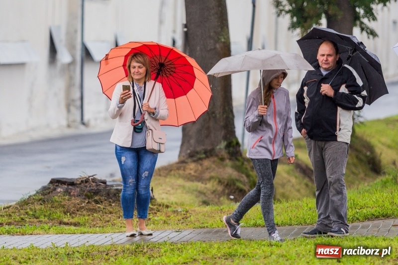 Zdjęcie w galerii na portalu naszraciborz.pl: Gminne dożynki Pietrowic Wielkich w Kornicach. Pogoda nie była łaskawa, ale humory dopisały FOTO i WIDEO wiadomości z regionu