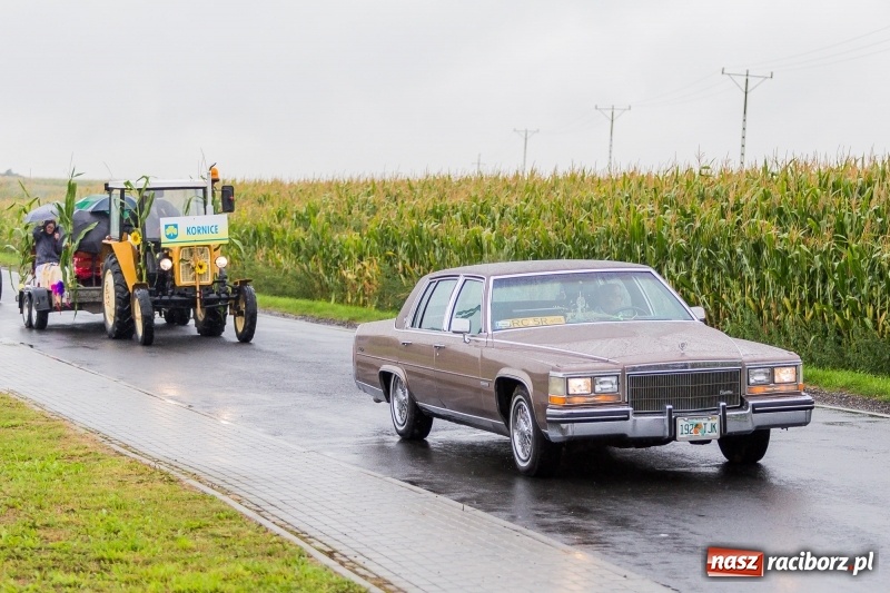 Zdjęcie w galerii na portalu naszraciborz.pl: Gminne dożynki Pietrowic Wielkich w Kornicach. Pogoda nie była łaskawa, ale humory dopisały FOTO i WIDEO wiadomości z regionu