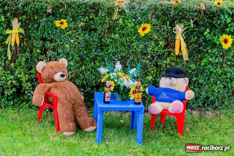 Zdjęcie w galerii na portalu naszraciborz.pl: Gminne dożynki Pietrowic Wielkich w Kornicach. Pogoda nie była łaskawa, ale humory dopisały FOTO i WIDEO wiadomości z regionu