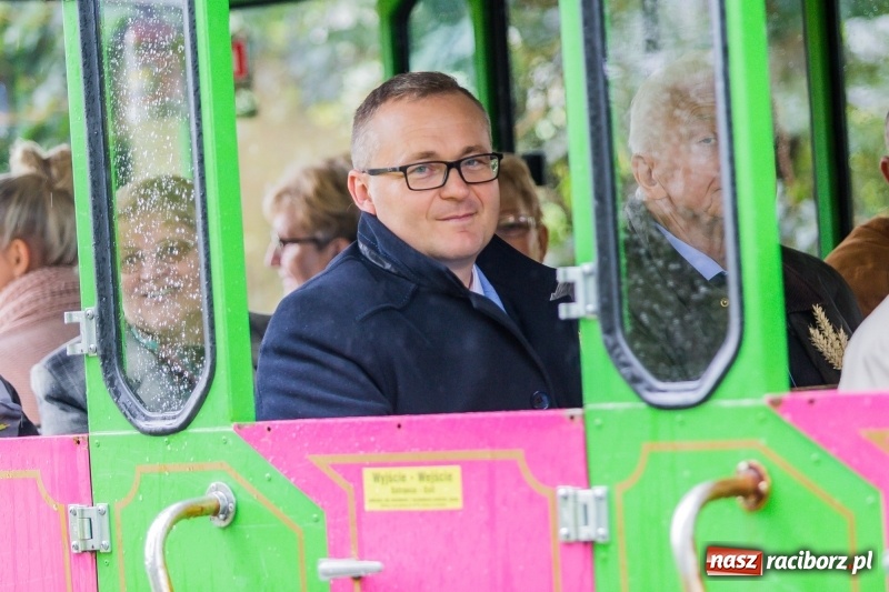 Zdjęcie w galerii na portalu naszraciborz.pl: Gminne dożynki Pietrowic Wielkich w Kornicach. Pogoda nie była łaskawa, ale humory dopisały FOTO i WIDEO wiadomości z regionu