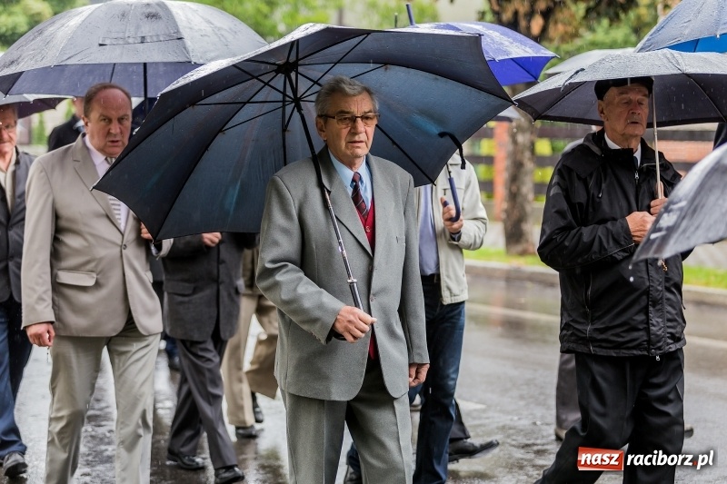 Zdjęcie w galerii na portalu naszraciborz.pl: Parafia miejska ze ślubowaną pielgrzymką do Matki Bożej wiadomości z regionu